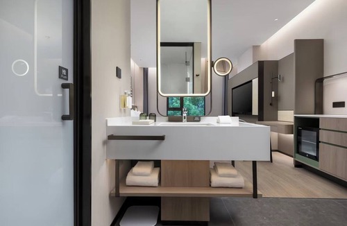 Putuo Hotel | Holiday Inn Hotel & Suites Shanghai Changfeng by IHG