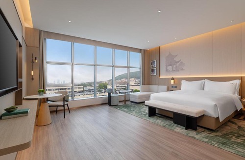 Lixia District Hotel | Holiday Inn Jinan Thousand Buddha Mountain by IHG