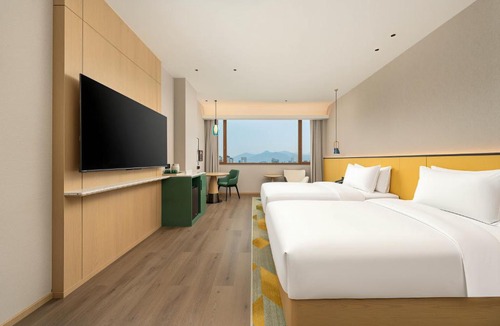 Changjiang County Hotel | Holiday Inn Jingdezhen by IHG