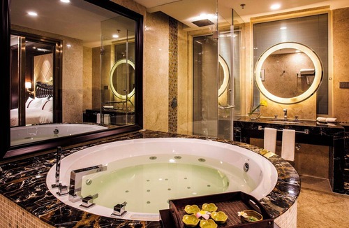 Donghu Qu Hotel | Holiday Inn Nanchang Riverside by IHG