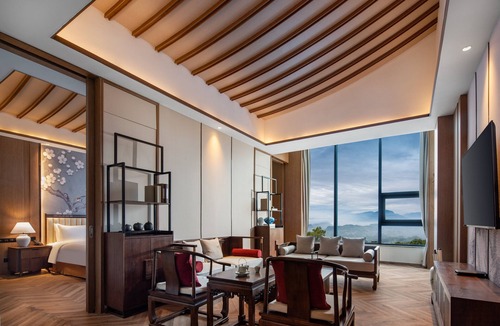Yucheng District Hotel | Holiday Inn Resort Mengding Mountain by IHG