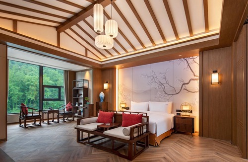 Yucheng District Hotel | Holiday Inn Resort Mengding Mountain by IHG