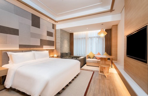 Yuanzhou Hotel | Holiday Inn Resort Yichun Mingyue Mountain by IHG