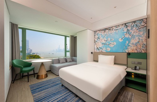 Han Yang Hotel | Holiday Inn Riverside Wuhan by IHG