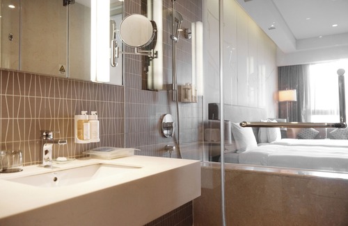 Minhang Hotel | Holiday Inn Shanghai Hongqiao by IHG