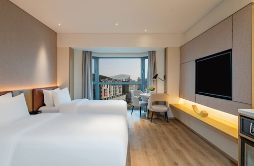Xuhui Hotel | Holiday Inn Shanghai Huaxia by IHG