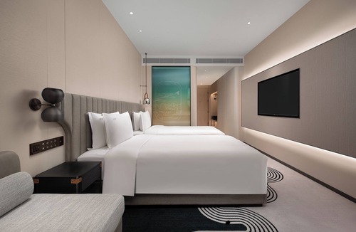 Pudong Hotel | Holiday Inn Shanghai Pudong Airport by IHG
