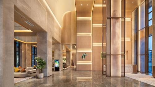 Qujiang District Hotel | Holiday Inn Shaoguan Shaozhou City by IHG