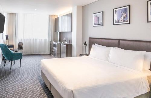 Bondi Junction Hotel | Holiday Inn & Suites Sydney Bondi Junction by IHG