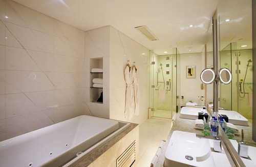 Taicang Hotel | Holiday Inn Taicang City Centre by IHG