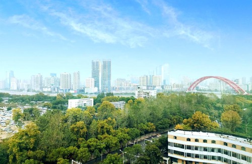 Han Yang Hotel | Holiday Inn Wuhan Riverside by IHG