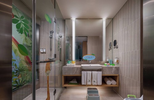 Bin Hu District Hotel | Holiday Inn Wuxi Taihu New City by IHG