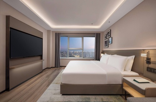 Yiwu Hotel | Holiday Inn Yiwu Center by IHG