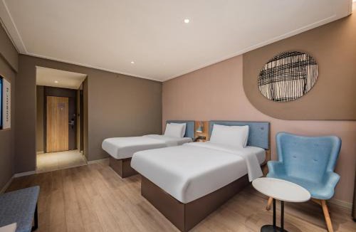 Shizhong District Hotel | Home Inn Neo - Leshan Zhanggongqiao Food Street Store