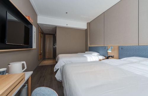 Yongding Hotel | Home Inn Zhangjiajie Tianmen Mountain Branch