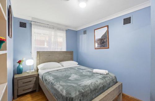 Hebersham House | Home to stay in Sydney