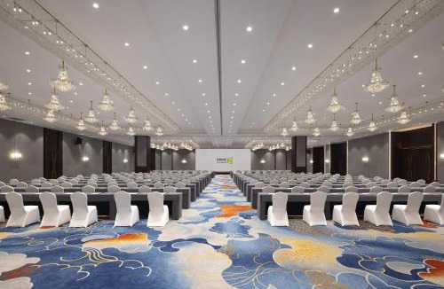 Chengdu Hotel | Home2 Suite by Hilton Chengdu Huaizhou New Town