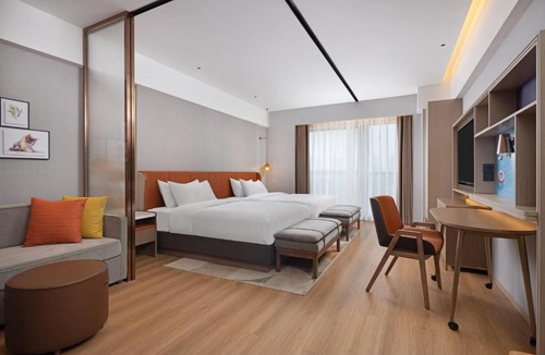 Hecheng District Hotel | Home2 Suite by Hilton Huaihua Hecheng