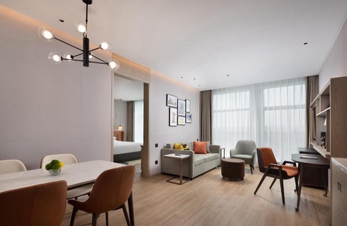 Huaxi Hotel | Home2 Suites by Hilton Guiyang Nanming Jiyuan