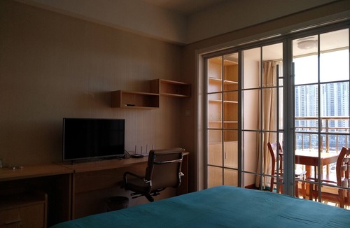 Laishan Apartment | HomeIn at High-Tech district (高新区）
