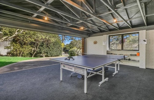 Copacabana House | HOMELY BEACH RETREAT | Accom Holidays