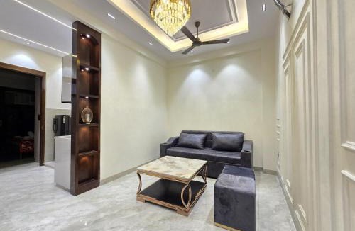 Indirapuram Apartment | Homlee-Diamond 2BHK Lift-Parking-Max Vaishali