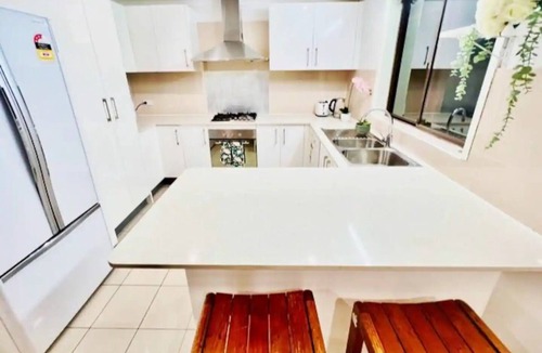 Hornsby House | Hornsby 5 Br Breath-taking Tranquil Oasis