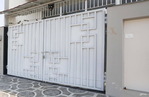 Gautam Buddh Nagar District Hotel | Hotel ∙ 3 guests