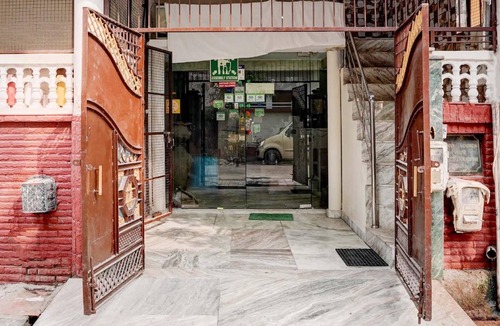 Basai Hotel | Hotel ∙ 3 guests