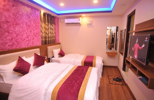 Sinamangal Hotel | Hotel Aarati