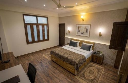 Noida House | Hotel Adi Regency Sec 66 Mamura Noida