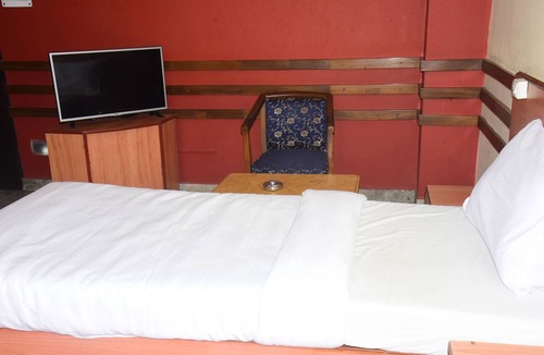 Paltan Bazaar Hotel | Hotel Anjuna Residency