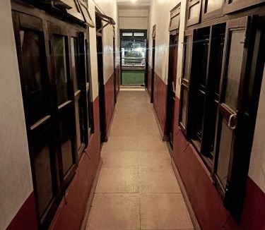 Chitwan District Hotel | Hotel Baishnav, The HuB-Mugling- Gateway to Manokamana