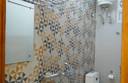 Gomti Nagar Hotel | Hotel Blossom Inn