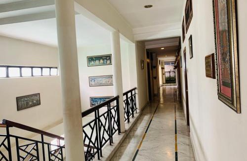 Dibrugarh Hotel | Hotel Devika