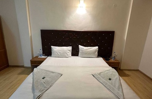 Leh Hotel | Hotel Dimbir Regency
