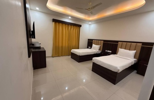 Charbagh Hotel | Hotel Ganga Greens
