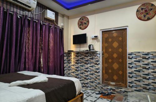Nalbari Hotel | Hotel gayatri