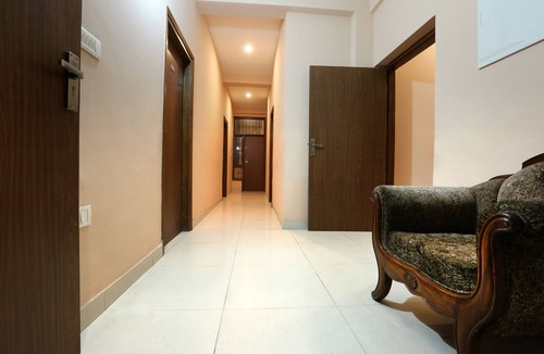 Sector 62 Hotel | Hotel Ginger Palace