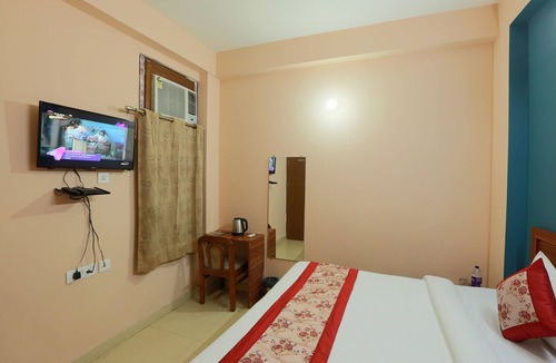 Sector 62 Hotel | Hotel Ginger Palace