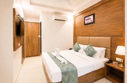 Patna House | Hotel Golden Palm Legacy