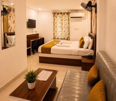 Kolkata Hotel | Hotel Golden Regency