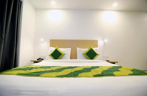 Ghaziabad Hotel | Hotel Golden World
