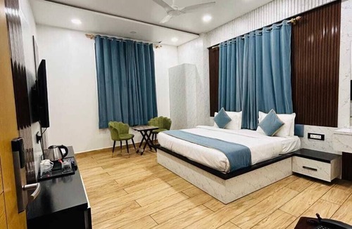Govardhan Hotel | Hotel Govind Residency