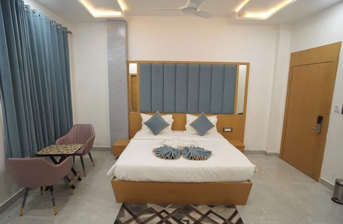 Govardhan Hotel | Hotel Govind Residency