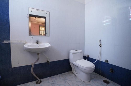 Vrindavan Hotel | Hotel Gwala Guest House By WB Inn