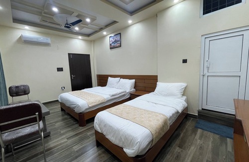 Siddharthanagar Hotel | Hotel Happy Home