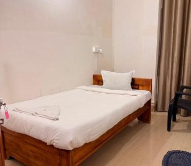 Guwahati Hotel | Hotel Happy Stay