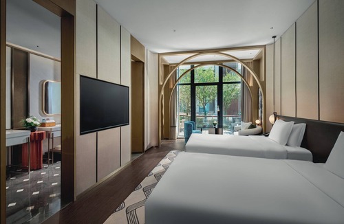 Liangxi District Hotel | Hotel Indigo Wuxi Qingming Bridge by IHG