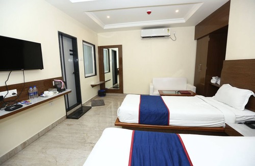 Paltan Bazaar Hotel | HOTEL JPS INTERNATIONAL
